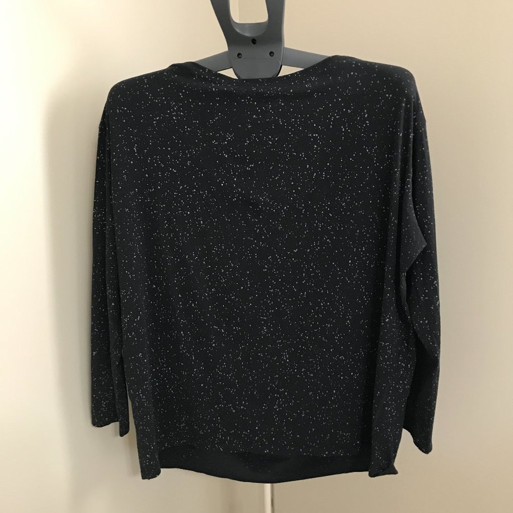 Lululemon Back In Action Long Sleeve EUC Size 10